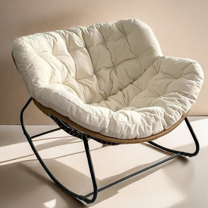 Moderner minimalistischer Schaukelstuhl mit geschwungener Vogelnest-Form aus Kohlenstoffstahl, Leinenmischgewebe, synthetischem Stoff und PE-Rattan, mit Rückenlehne, ohne Armlehnen, für das Wohnzimmer 