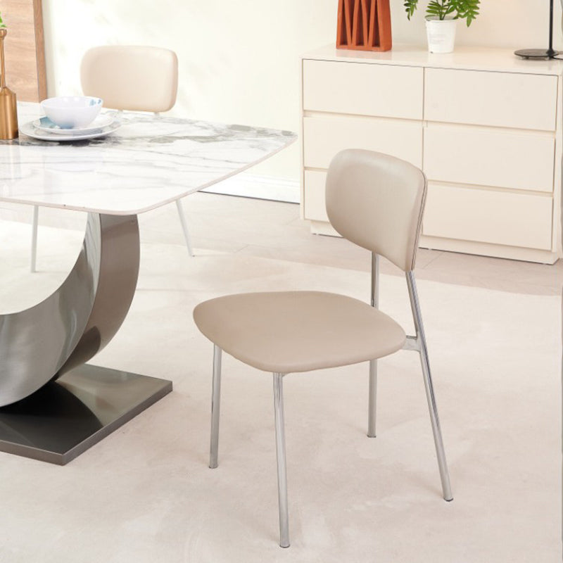 Chaise de salle à manger contemporaine nordique rectangulaire triangulaire en cuir microfibre et acier au carbone, sans accoudoirs, avec dossier, pour salle à manger et cuisine 