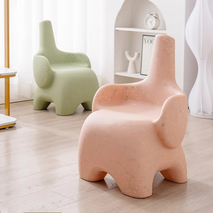 Diseño de elefante contemporáneo creativo curvado Silla de comedor para niños PE Respaldo con reposabrazos para comedor y cocina 