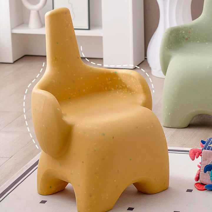 Diseño de elefante contemporáneo creativo curvado Silla de comedor para niños PE Respaldo con reposabrazos para comedor y cocina 