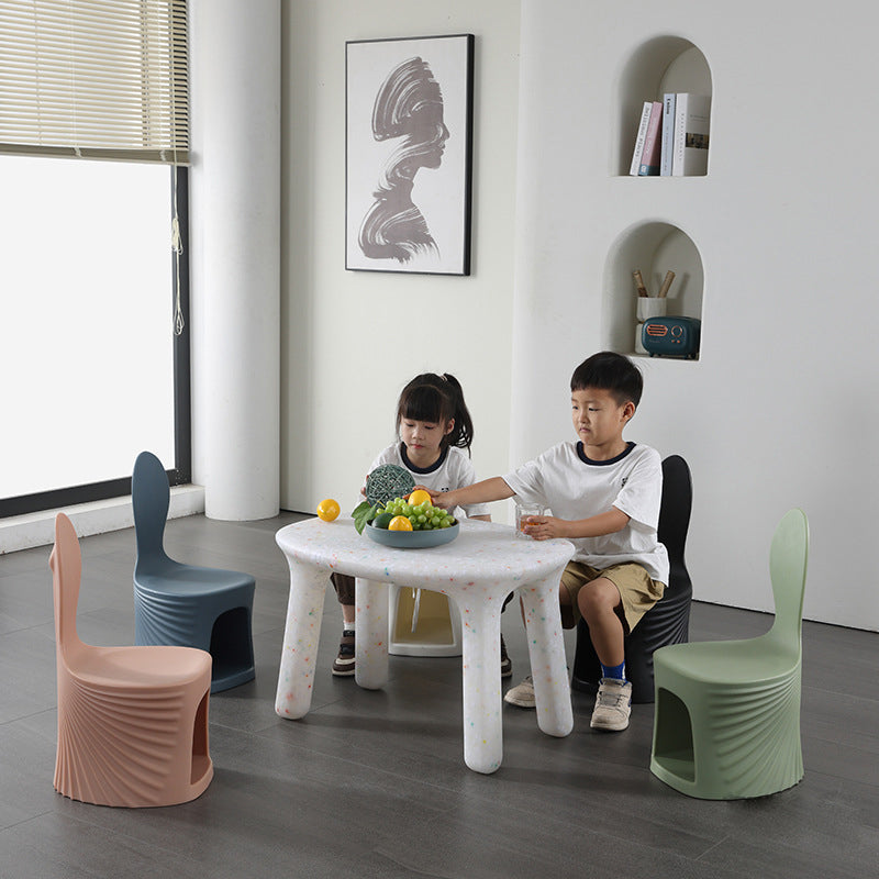 Diseño de Concha de Ola Creativa Contemporánea Silla de Comedor para Niños PE Respaldo Sin Brazos Para Comedor y Cocina 