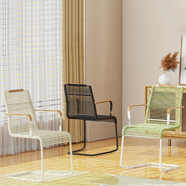Modern Minimalist PP & Iron Striped Outdoor Lounge Chair With Backrest And Armrests For Garden Or Patio