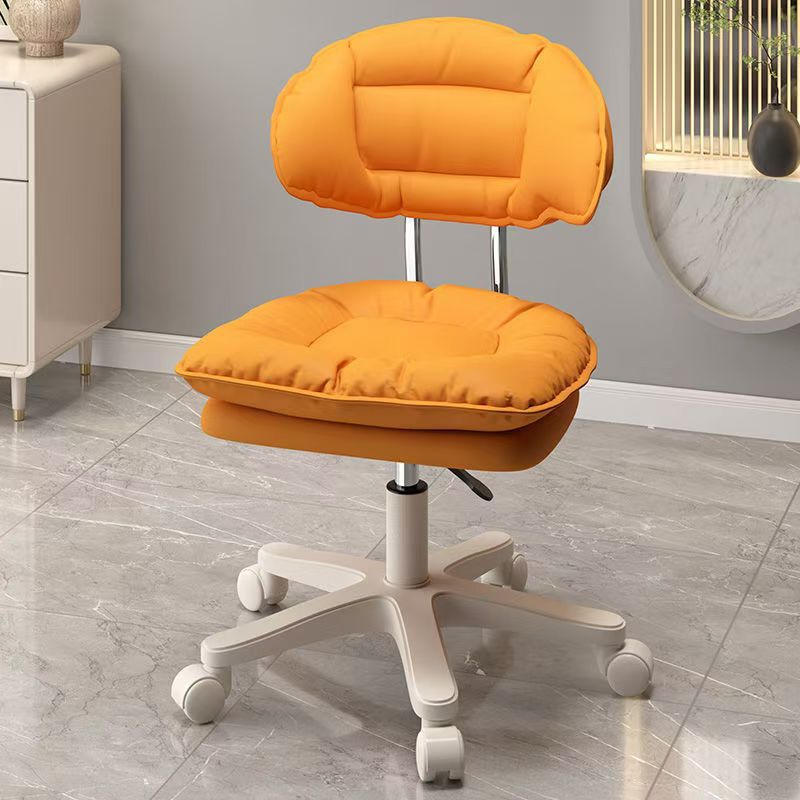 Chaise de bureau moderne minimaliste en cuir PU avec rembourrage carré en acier inoxydable, dossier courbé pour bureau à domicile 