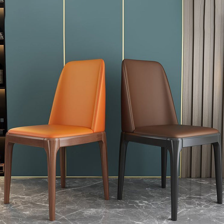 Silla de comedor cuadrada tapizada de cuero de microfibra y madera maciza y contrachapado de estilo moderno minimalista con respaldo para sala de estar 