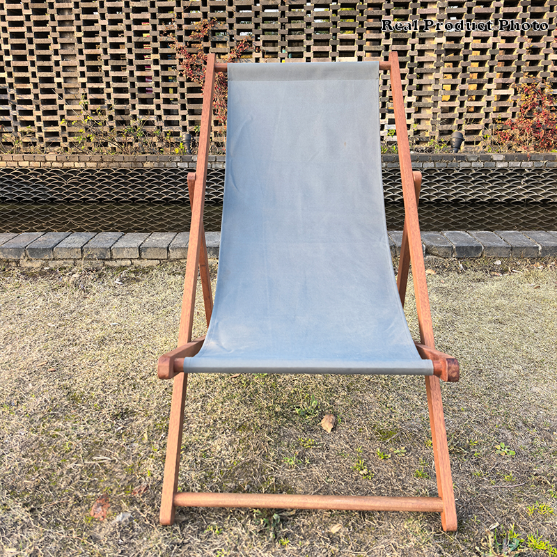 Moderner minimalistischer klappbarer Liegestuhl aus Merbau-Holz mit Oxford-Gewebe und Baumwoll-Leinen-Mischung, rechteckig, mit 3-fach verstellbarer Rückenlehne für den Outdoor-Gartenbereich 