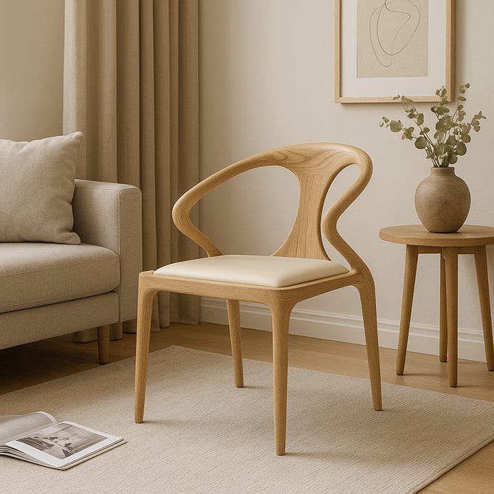 Fresno Blanco de América del Norte - Silla Contemporánea Escandinava de Madera Maciza: Cojín de Asiento Cómodo de Cuero de Microfibra - Silla de Comedor con Reposabrazos y Respaldo Integrados para Comedor 