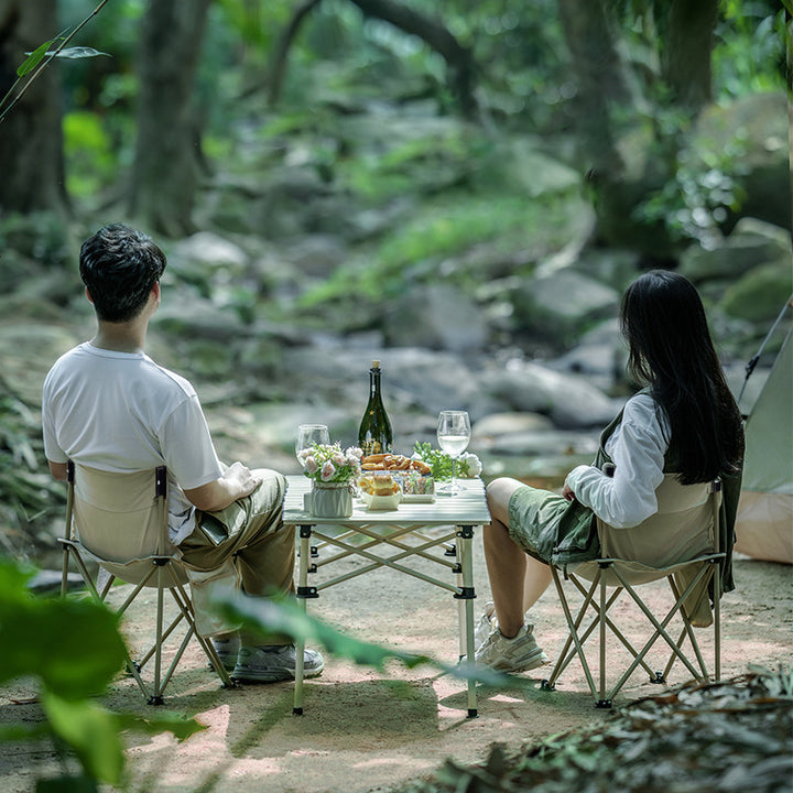 Modern Minimalist Rectangular Oxford Fabric Carbon Steel Foldable Storage Beige Camping Table &amp; Chair Set For Outdoor