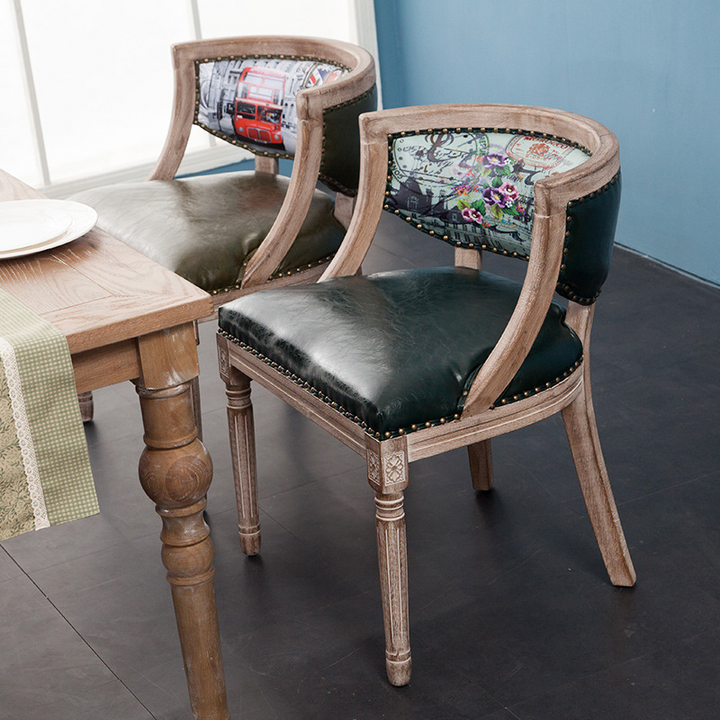 Traditioneller Vintage-Quadrat-Dining-Stuhl aus Gummibaumholz mit PU-Leder-Rückenlehne und Armlehnen für das Esszimmer 