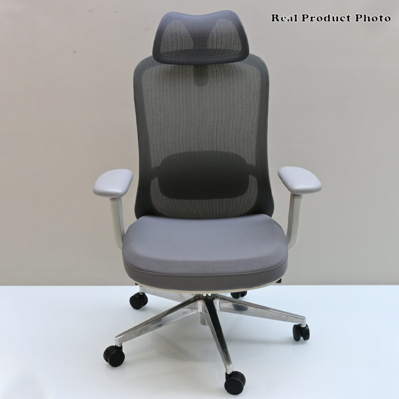 Moderner minimalistischer Bürostuhl mit hoher Rückenlehne und atmungsaktivem Netzgewebe: Verstellbare Lordosenstütze – ergonomischer Schreibtischstuhl fürs Homeoffice 