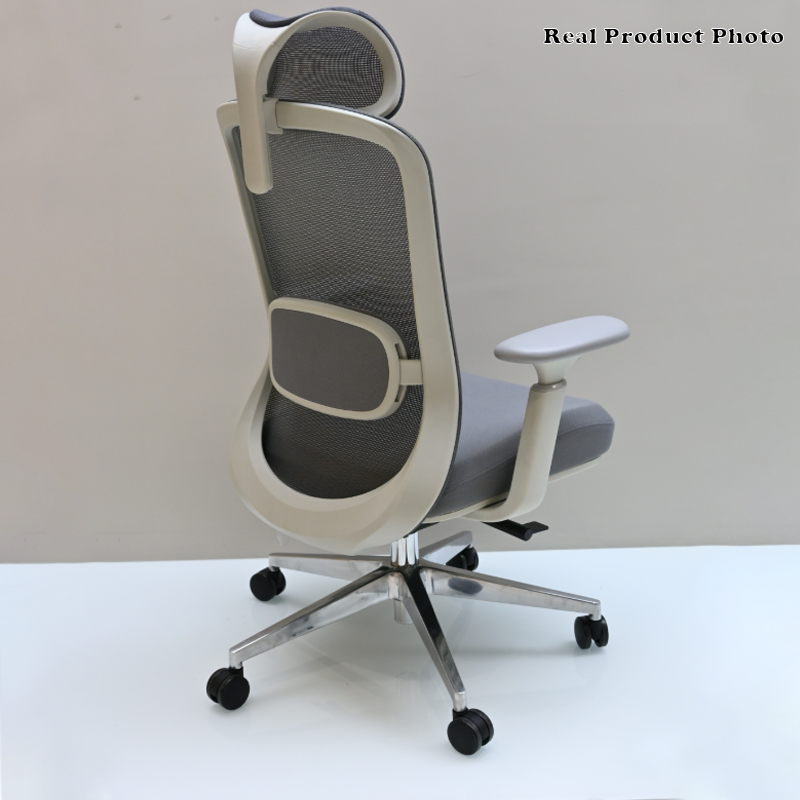 Moderner minimalistischer Bürostuhl mit hoher Rückenlehne und atmungsaktivem Netzgewebe: Verstellbare Lordosenstütze – ergonomischer Schreibtischstuhl fürs Homeoffice 