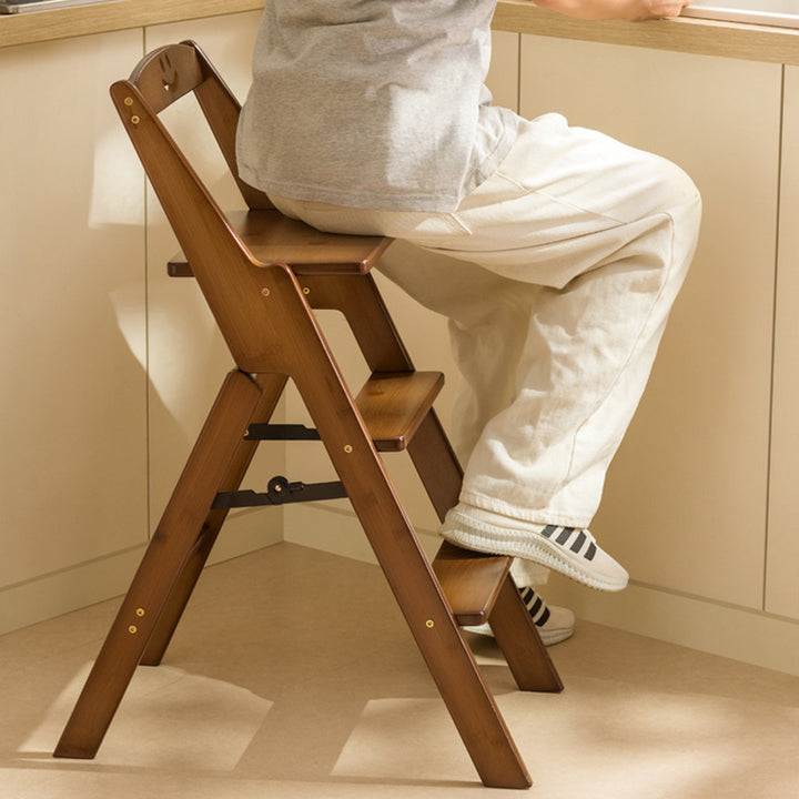 Moderner minimalistischer A-förmiger Bambus-Trittstuhl mit Rückenlehne, klappbar für das Esszimmer 