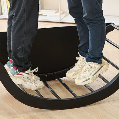 Modern Minimalist Curved Medium Density Fiberboard Carbon Steel Velvet Fabric Sponge Rocking Chair Backrest Armrest For Living Room