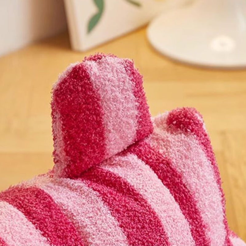 Modern Minimalist Curved Lambswool EPS Accent Chair Backrest Armrest For Living Room