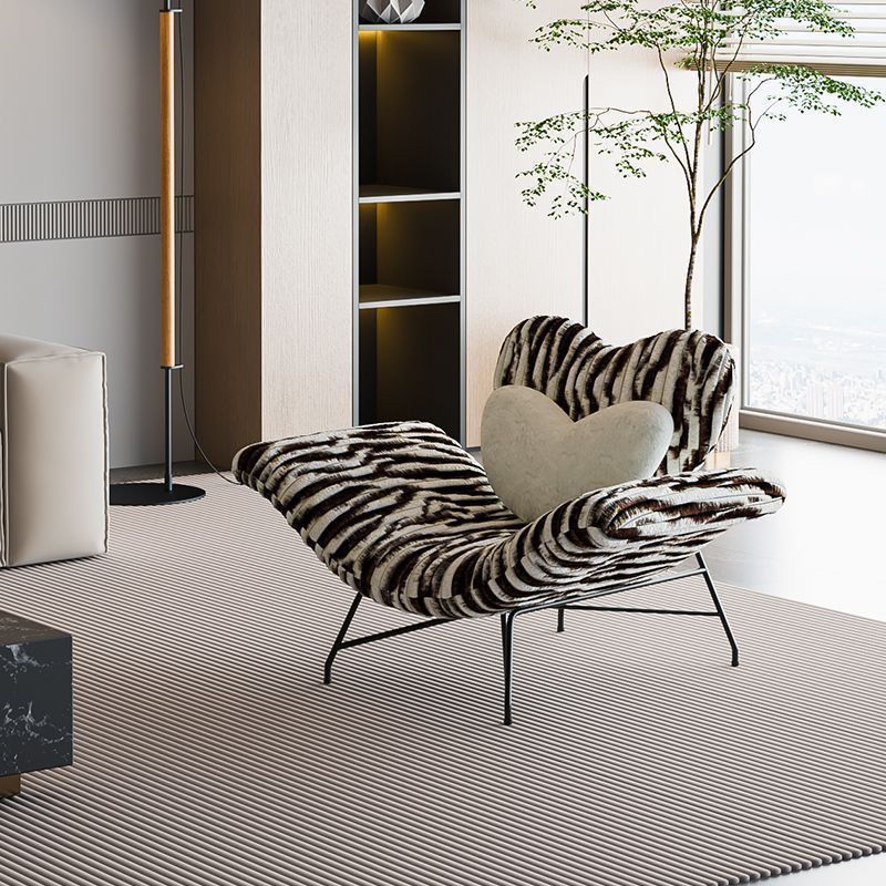 Modern Minimalist Curved Rabbit Velvet Sponge Carbon Steel Accent Chair Backrest Armrest For Living Room