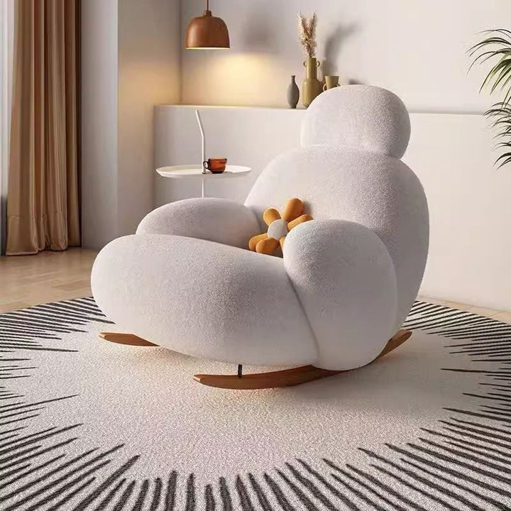 Silla mecedora de madera maciza con respaldo y apoyabrazos, tapizada en sherpa curvada de estilo minimalista moderno para sala de estar 