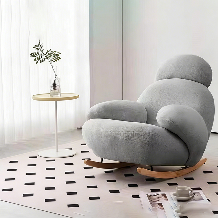 Silla mecedora de madera maciza con respaldo y apoyabrazos, tapizada en sherpa curvada de estilo minimalista moderno para sala de estar 