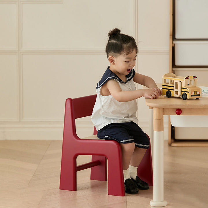 Silla de estudio infantil tapizada de madera de haya - Asiento nórdico para niños pequeños con respaldo alto, cojín suave y bordes redondeados para sala de estar 