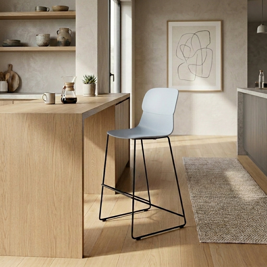 Ergonomic Curved Backrest PP Bar Stool - Minimalist Stool With Steel Frame, Footrest &amp; Modern Design For Dining Room