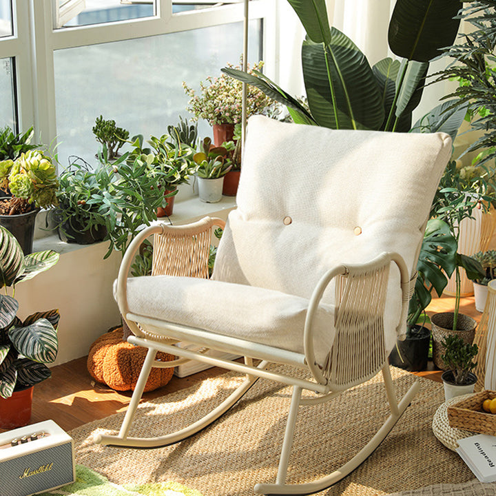 Chaise à bascule courbée en acier au carbone PE avec dossier et accoudoirs en velours côtelé et tissu tissé traditionnel pour balcon et salon 