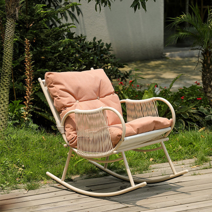 Chaise à bascule courbée en acier au carbone PE avec dossier et accoudoirs en velours côtelé et tissu tissé traditionnel pour balcon et salon 