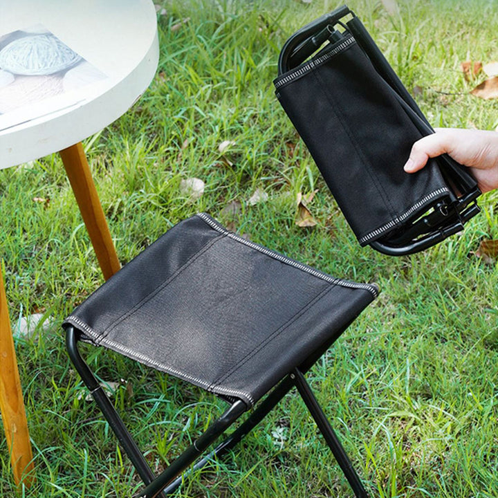 Tabouret bas pliant carré en tissu minimaliste moderne et acier au carbone avec design portable pour patio extérieur 