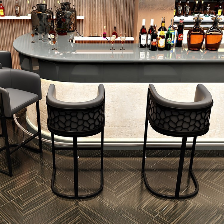 Modern Luxury Faux Leather &amp; Metal Curved Oval Bar Stool With Armrests &amp; Footrest For Kitchen &amp; Bar Counter