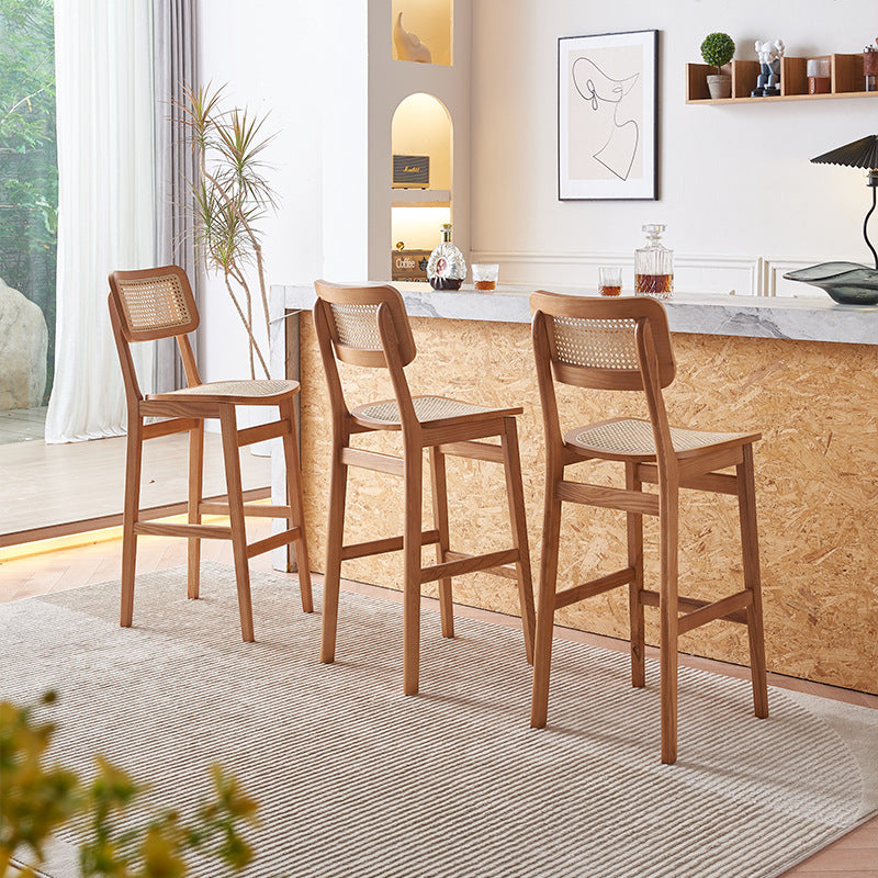 Tabouret de bar carré en bois de frêne et rotin tissé japonais traditionnel avec dossier et repose-pieds pour cuisine et comptoir de bar 