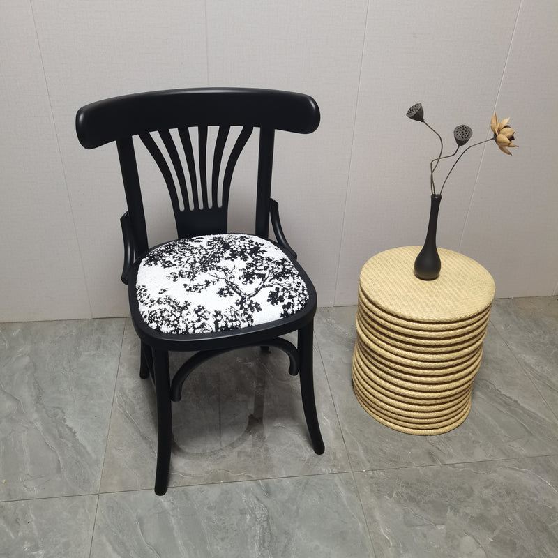 Silla de comedor contemporánea retro de madera de haya con asiento de tela de ratán y cuero sintético redondo con respaldo curvado para comedor 
