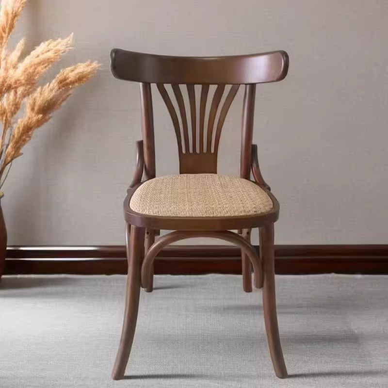 Silla de comedor contemporánea retro de madera de haya con asiento de tela de ratán y cuero sintético redondo con respaldo curvado para comedor 