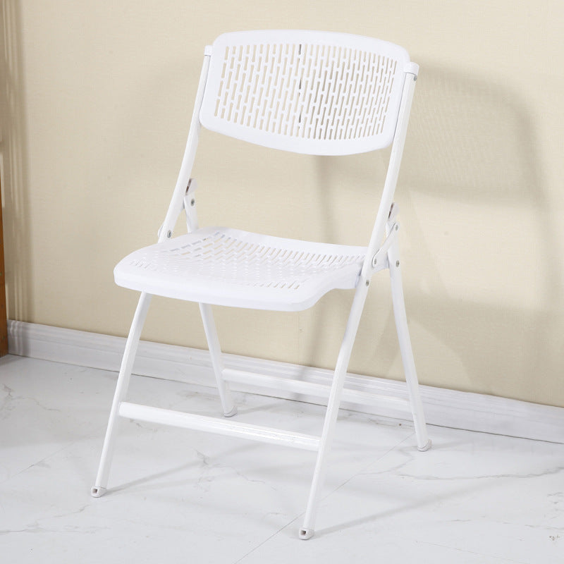 Chaise de bureau pliante carrée moderne minimaliste en PP et en acier avec dossier pour la maison et le bureau 