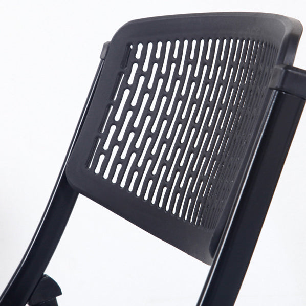Chaise de bureau pliante carrée moderne minimaliste en PP et en acier avec dossier pour la maison et le bureau 