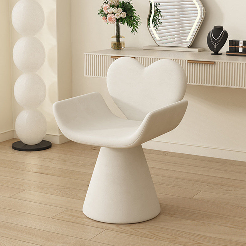 Tabouret de coiffeuse contemporain nordique en velours bois en forme de cœur pivotant avec dossier pour chambre 