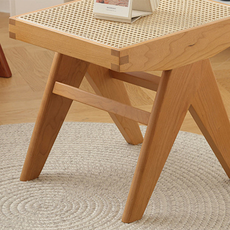 Banc rectangulaire en bois de caoutchouc japonais traditionnel et rotin avec pieds en V et siège tissé à la main pour entrée et salon 