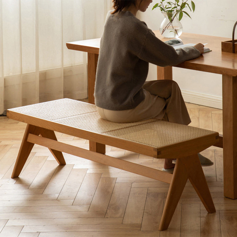 Banc rectangulaire en bois de caoutchouc japonais traditionnel et rotin avec pieds en V et siège tissé à la main pour entrée et salon 