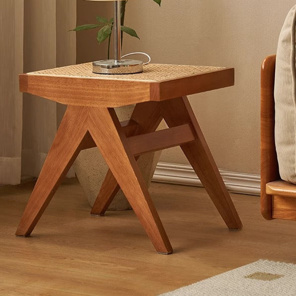 Banc rectangulaire en bois de caoutchouc japonais traditionnel et rotin avec pieds en V et siège tissé à la main pour entrée et salon 