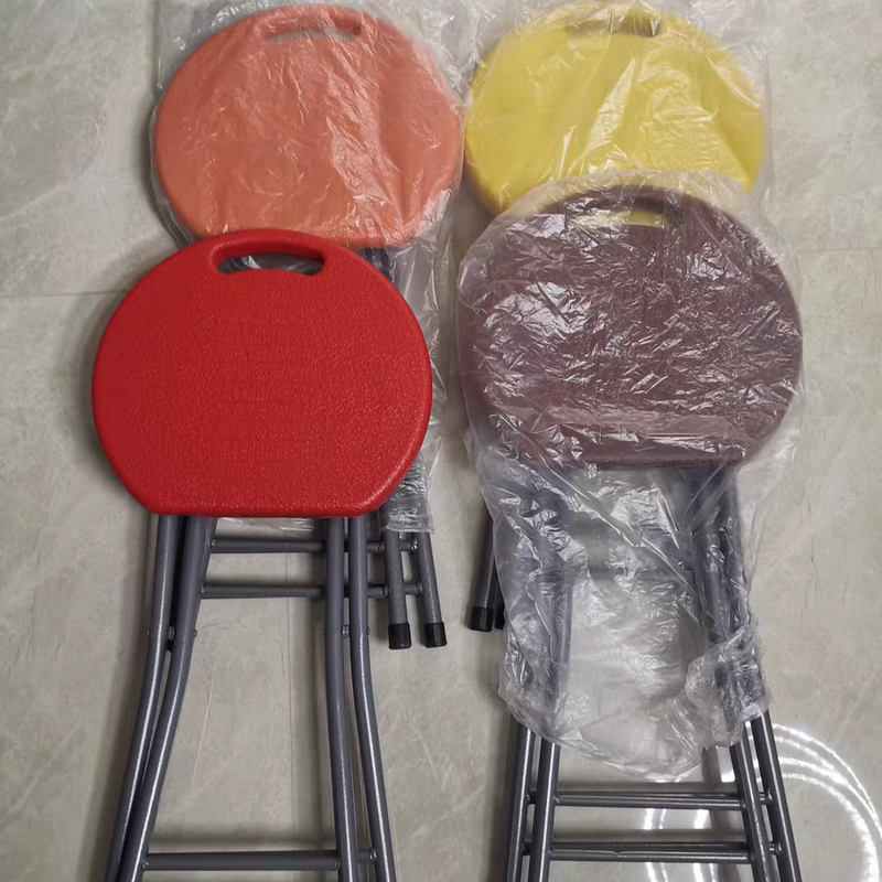 Chaise de salle à manger pliante ronde en PP minimaliste moderne et en acier au carbone avec design portable pour cuisine et salle à manger 