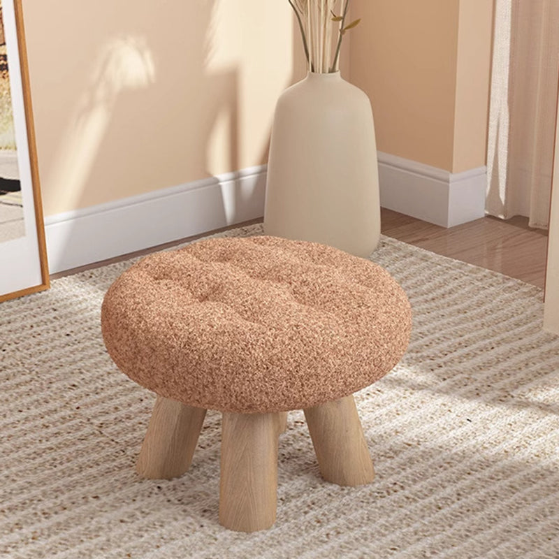 Taburete bajo redondo tipo cookie de madera y tela sherpa de estilo escandinavo contemporáneo con diseño apilable para sala de estar 