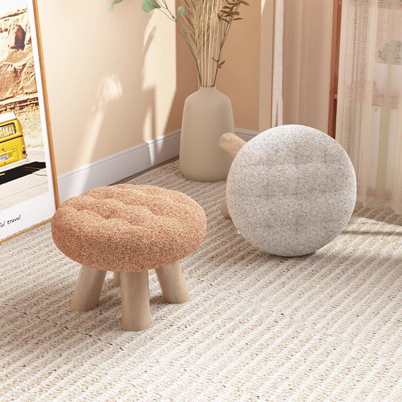 Taburete bajo redondo tipo cookie de madera y tela sherpa de estilo escandinavo contemporáneo con diseño apilable para sala de estar 