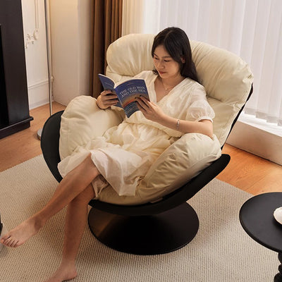Chaise de salon pivotante avec dossier en cuir nordique contemporain à gratter pour chat, métal, base ronde incurvée pour salon 