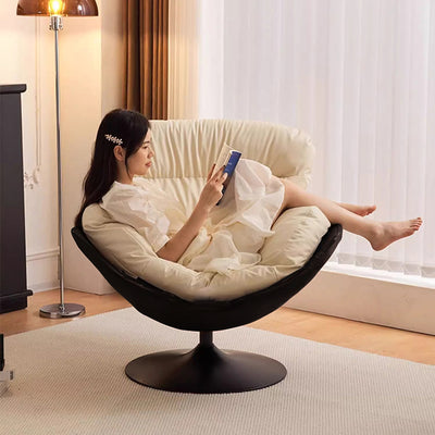 Chaise de salon pivotante avec dossier en cuir nordique contemporain à gratter pour chat, métal, base ronde incurvée pour salon 
