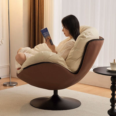 Chaise de salon pivotante avec dossier en cuir nordique contemporain à gratter pour chat, métal, base ronde incurvée pour salon 