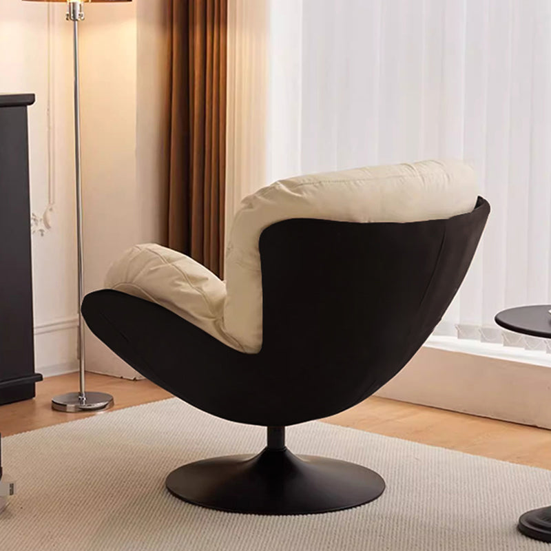 Chaise de salon pivotante avec dossier en cuir nordique contemporain à gratter pour chat, métal, base ronde incurvée pour salon 