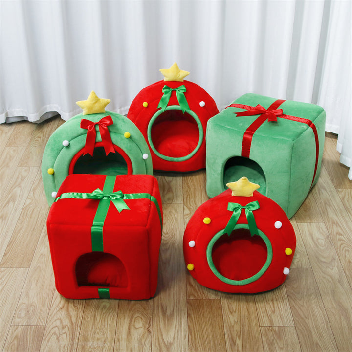 Conception contemporaine créative de boîte cadeau pour sapin de Noël, cristal, velours, fauteuil d’appoint pour animal de compagnie, dossier, sans accoudoirs, pour salon 