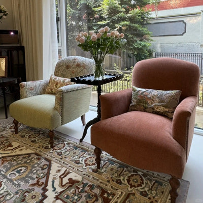 Traditional French Rectangular Fabric Solid Wood Accent Chair Backrest Armrest For Living Room