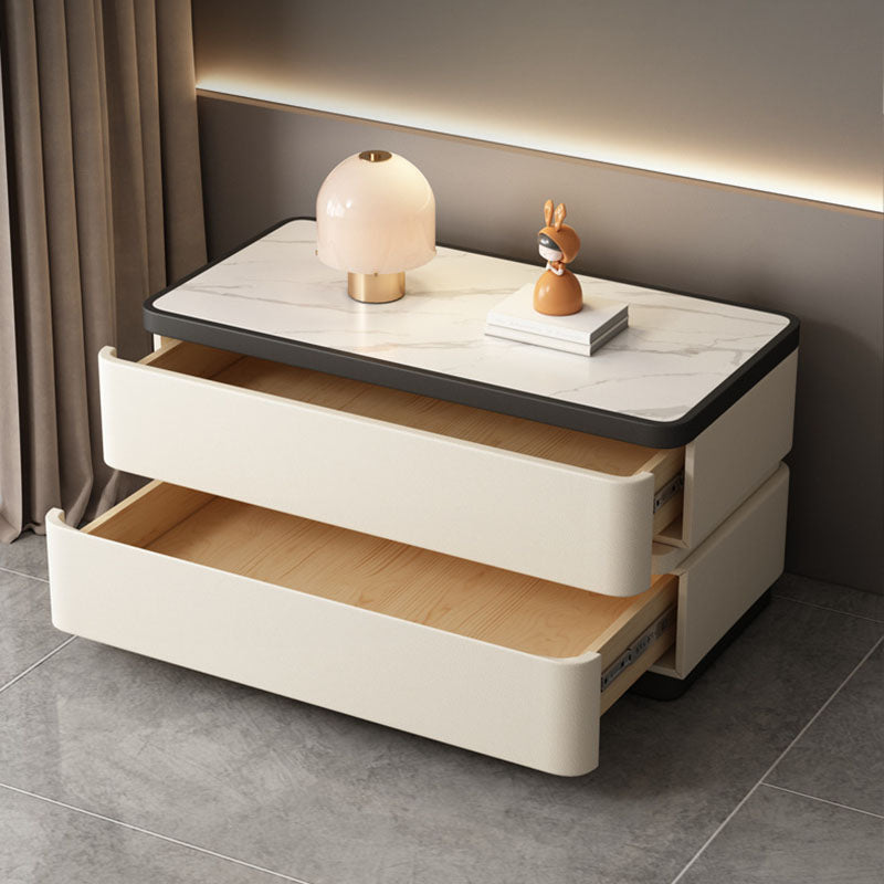 Moderner minimalistischer rechteckiger Steintafel-Nachttisch aus Massivholz mit Katzenpfotenleder, 2 Schubladen für das Schlafzimmer 