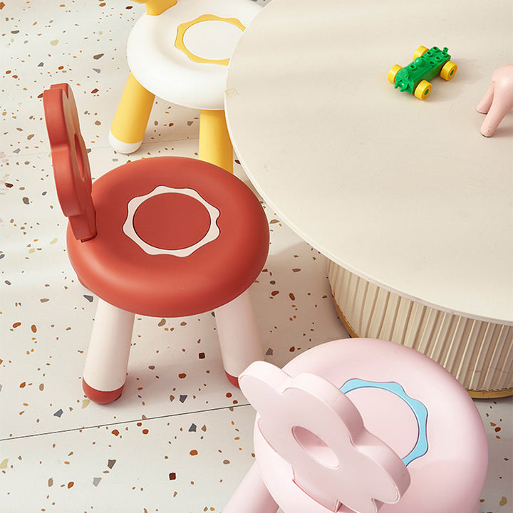 Tabouret bas contemporain en PP en forme de fleur pour enfants créatifs, sans dossier ni accoudoirs, pour salon 