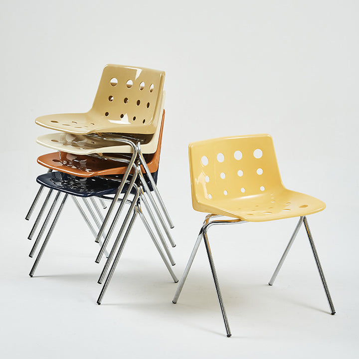 Silla de comedor contemporánea y creativa con respaldo de plástico PP y estructura de hierro en forma rectangular de queso para comedor 