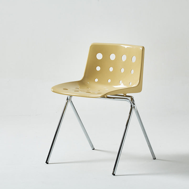 Silla de comedor contemporánea y creativa con respaldo de plástico PP y estructura de hierro en forma rectangular de queso para comedor 