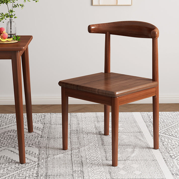 Chaise de salle à manger contemporaine en forme de coin de vache nordique moderne avec dossier carré rembourré en tissu coton lin PU cuir cadre en acier 
