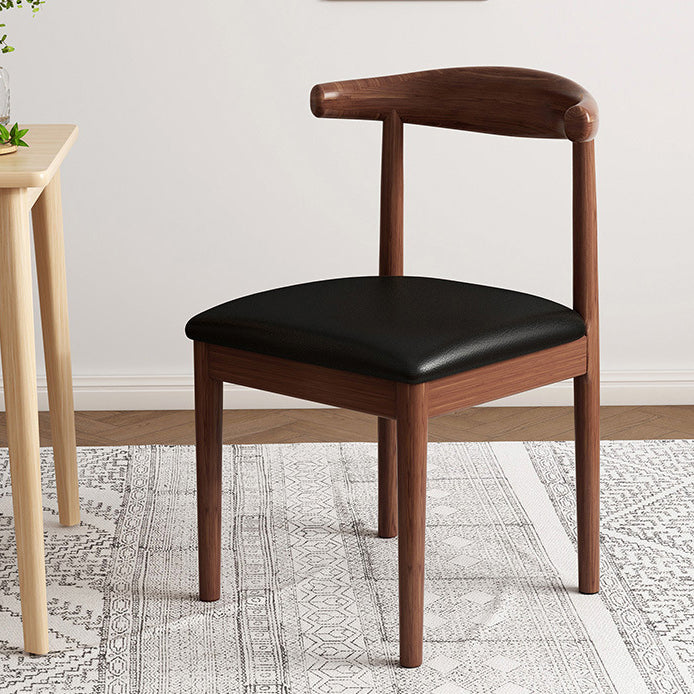Chaise de salle à manger contemporaine en forme de coin de vache nordique moderne avec dossier carré rembourré en tissu coton lin PU cuir cadre en acier 